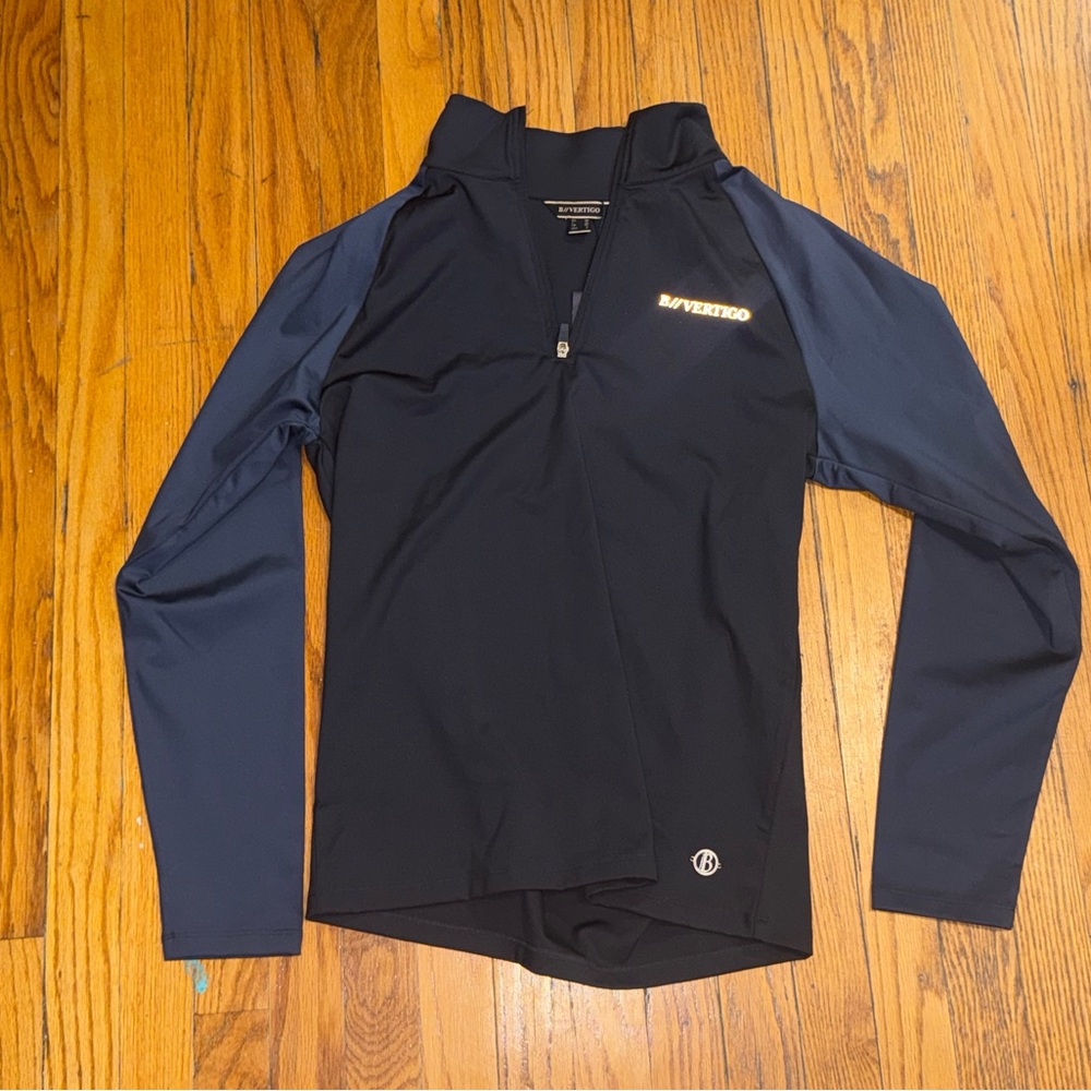 B Vertigo Men’s Shirt Small